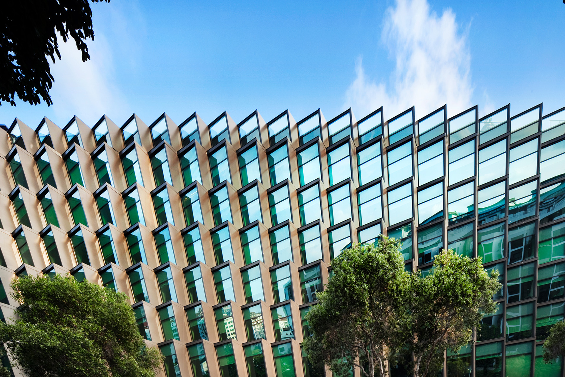 Expertise-Wks-1920-1280-FinalR-HolidayInnExp