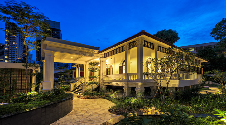 projs-725-400-FinalR-BuckleyClassique1