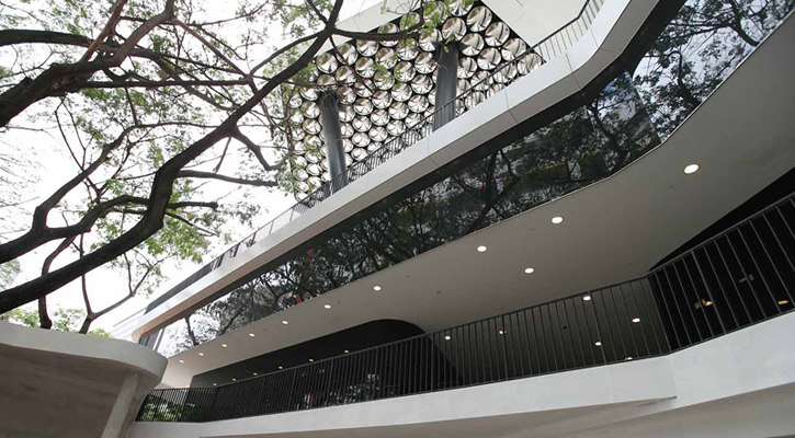 projs-725-400-Scape2