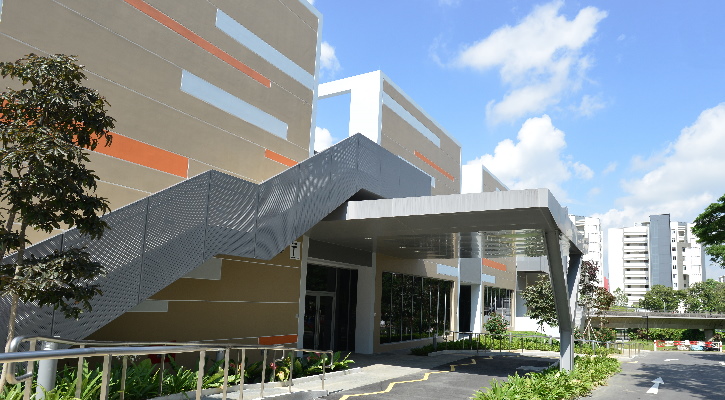 DSC_0216-30apr2015-DB Factsheet-725-400