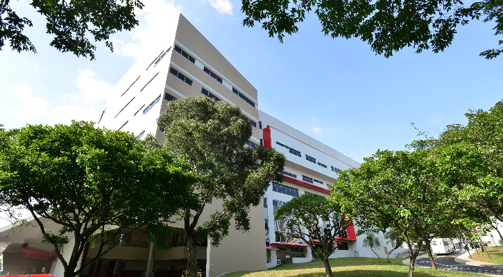 DSC_0756-30apr2015-725-400