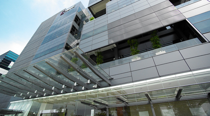 Expertise-Wks-725-400-Xilinx4